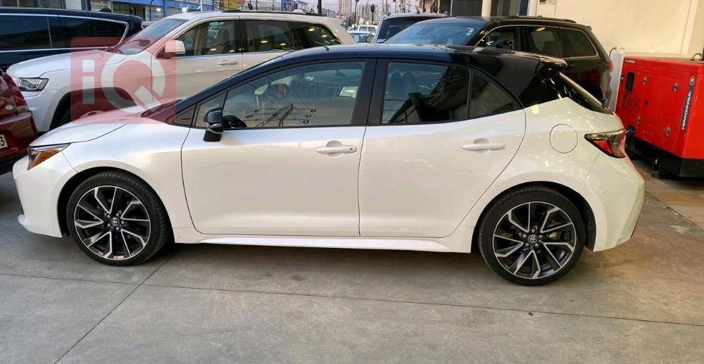 تۆیۆتا کرۆلا هاچباک